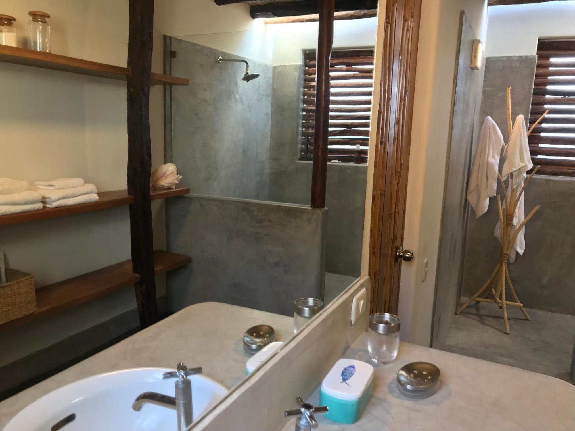 Piramide Titi Otel Los Órganos Dış mekan fotoğraf
